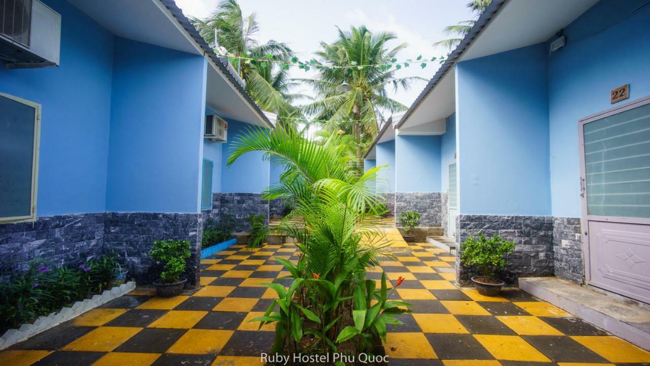 Ruby Phu Quoc Hostel Exterior foto