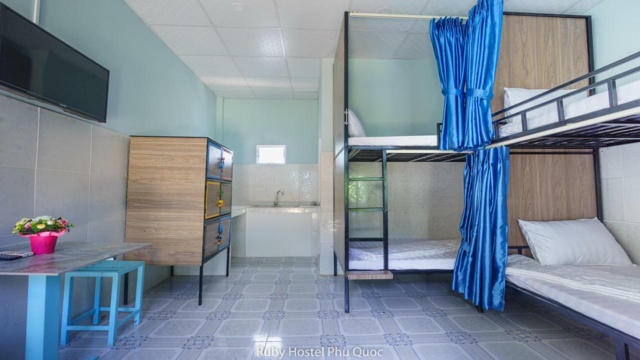 Ruby Phu Quoc Hostel Exterior foto