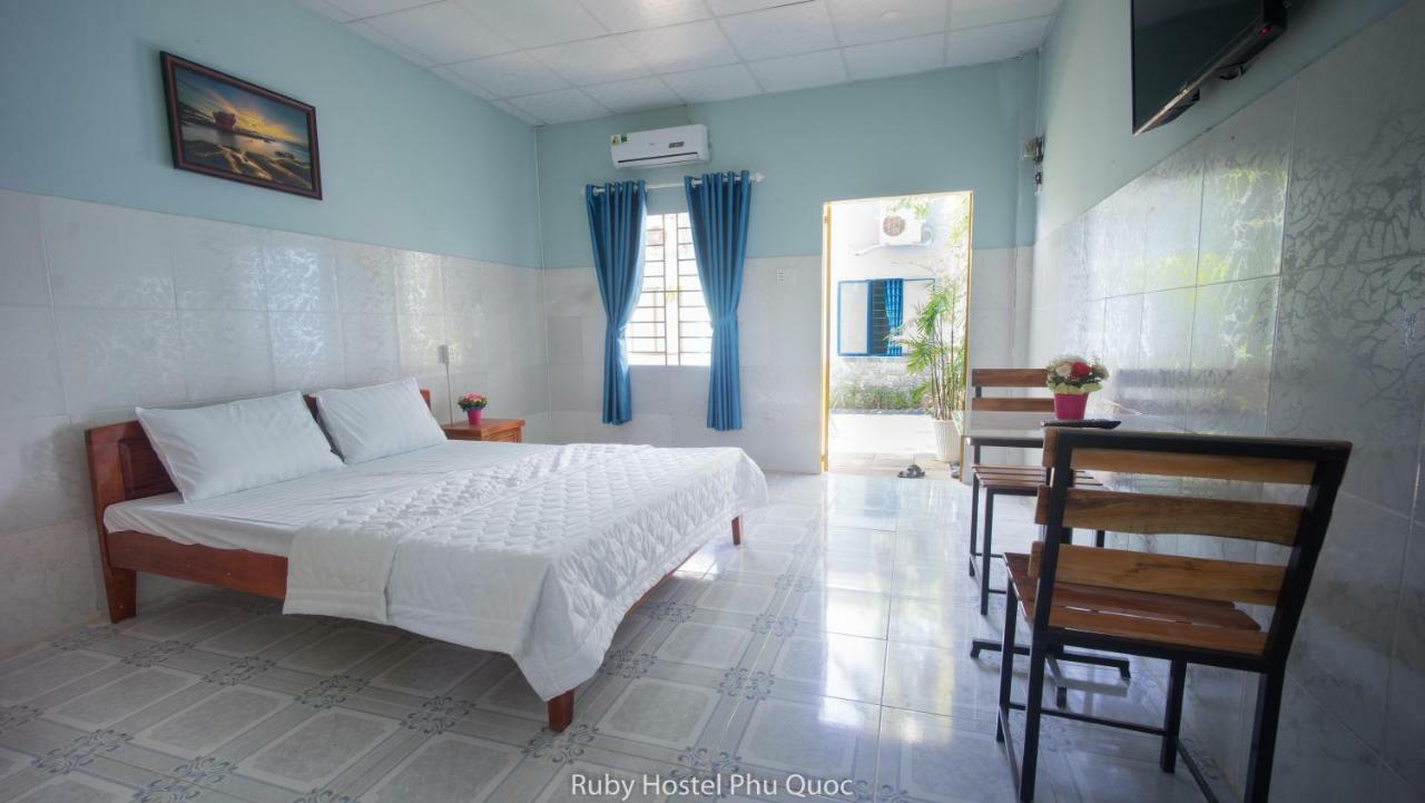 Ruby Phu Quoc Hostel Exterior foto