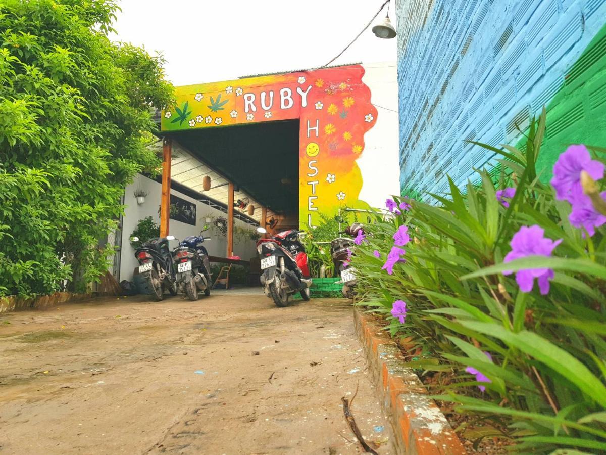 Ruby Phu Quoc Hostel Exterior foto