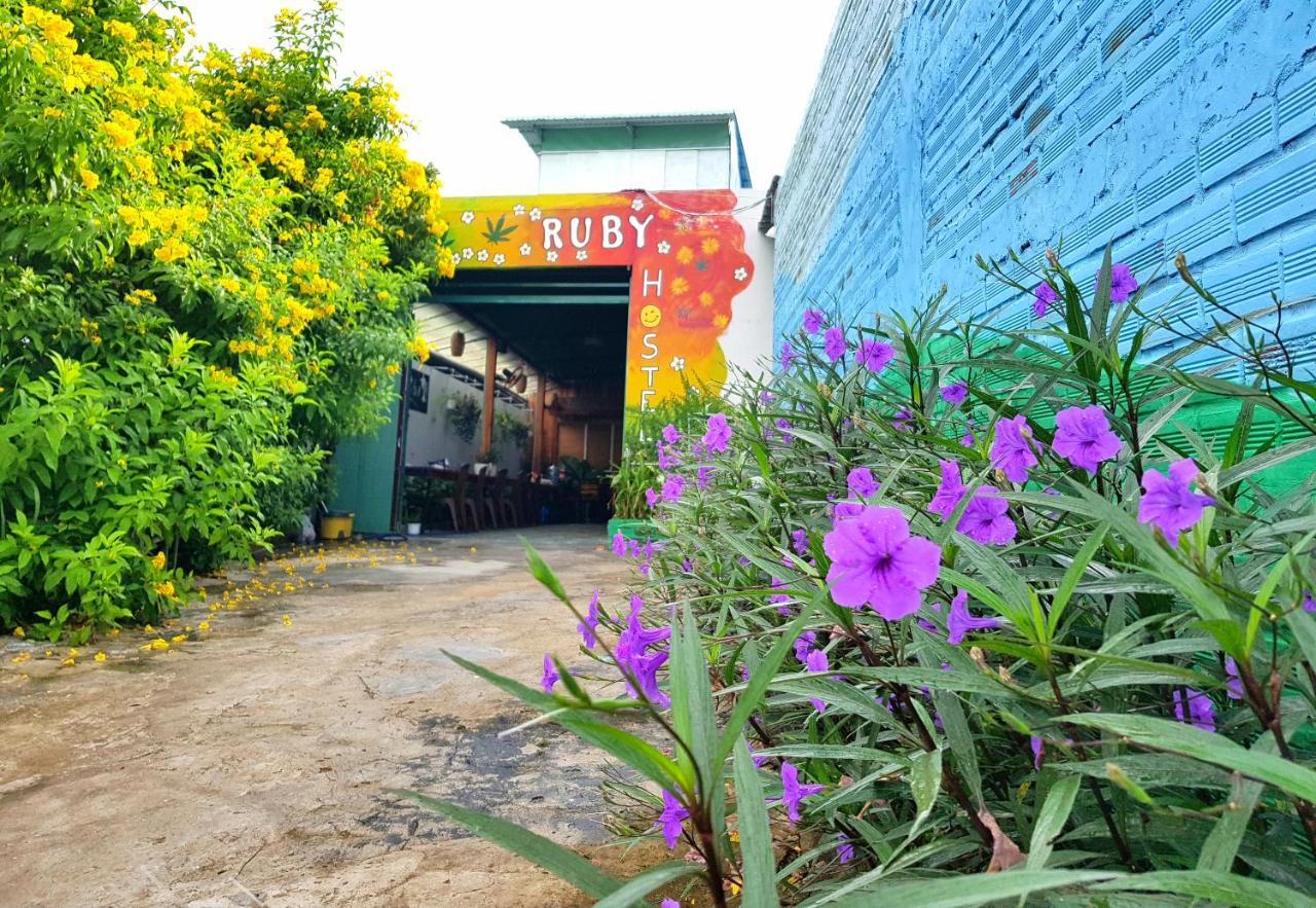 Ruby Phu Quoc Hostel Exterior foto