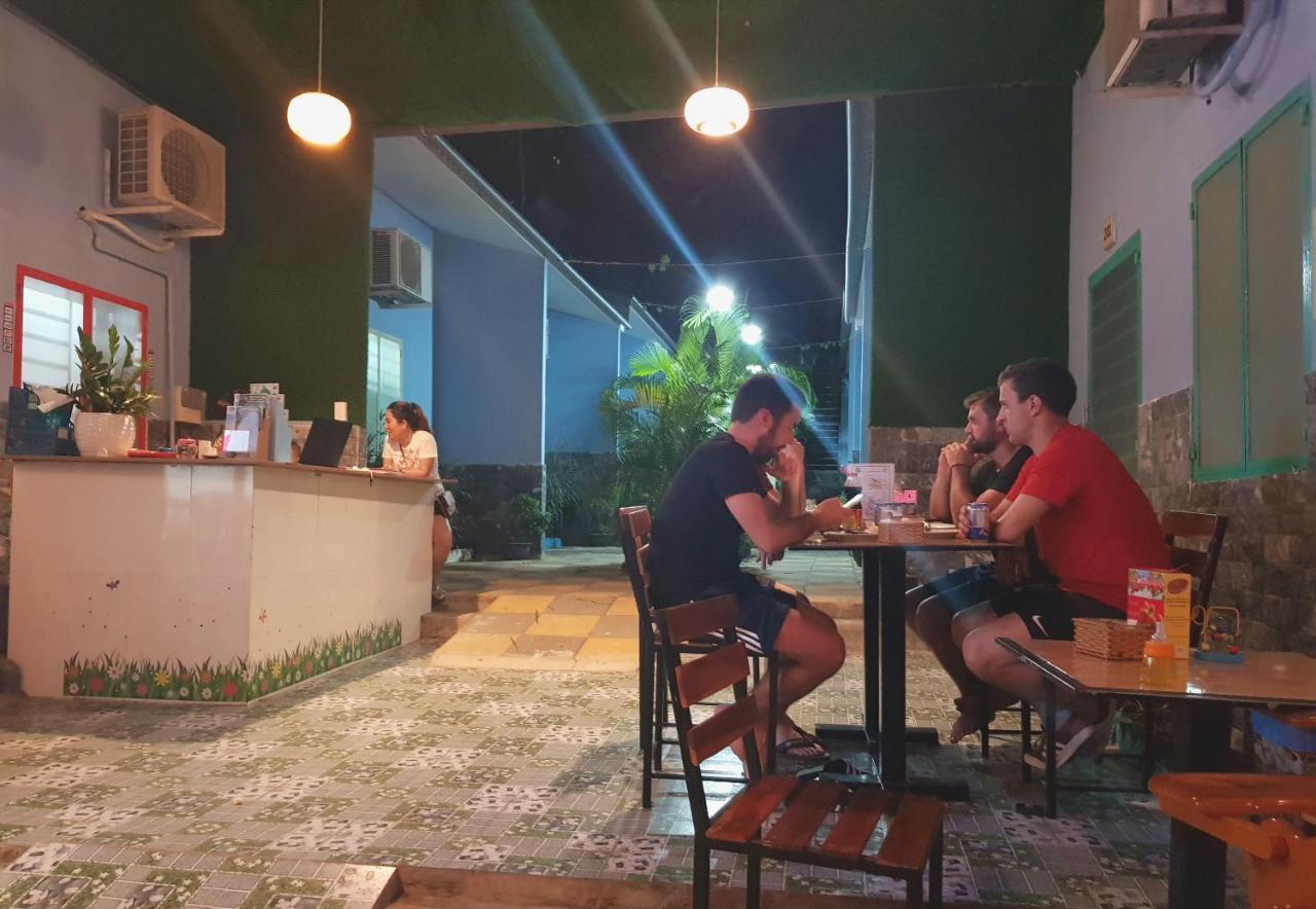 Ruby Phu Quoc Hostel Exterior foto