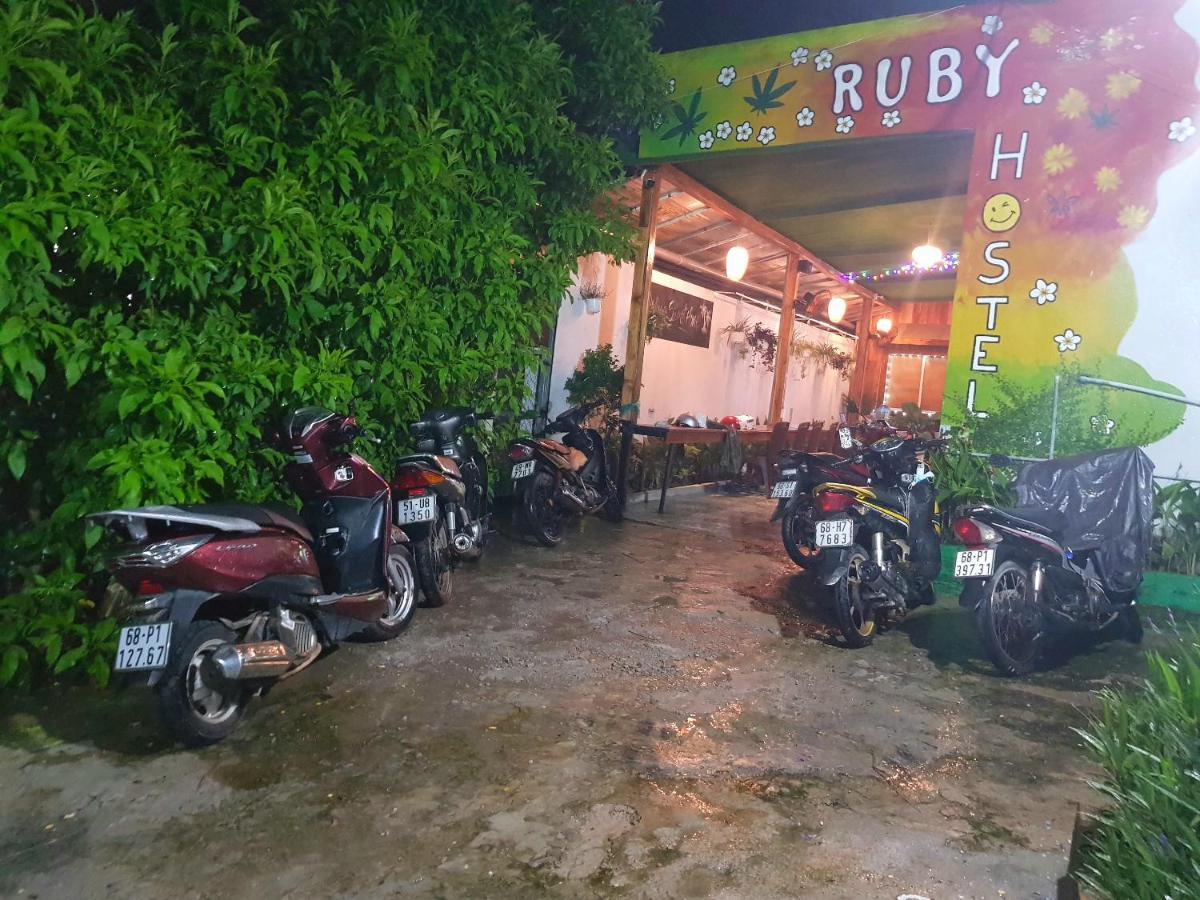 Ruby Phu Quoc Hostel Exterior foto
